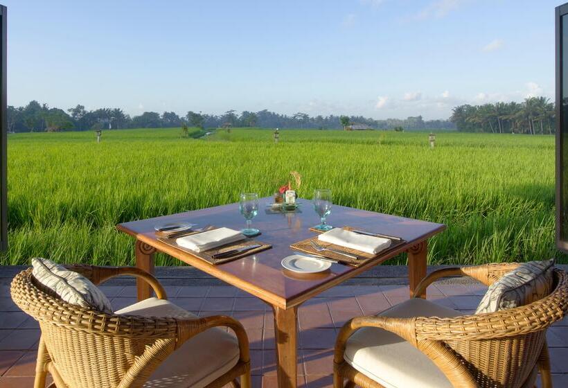 هتل Tanah Gajah, A Resort By Hadiprana