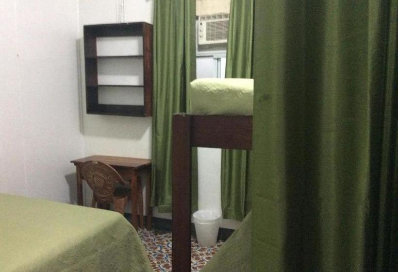 فندق Caribbean Palms Inn