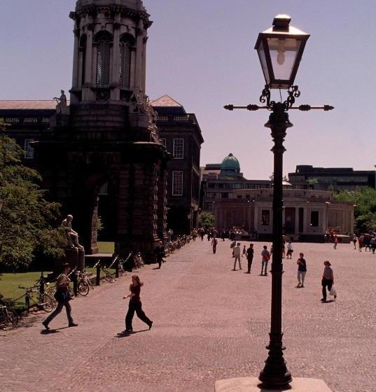 酒店 The Charles Stewart Guesthouse