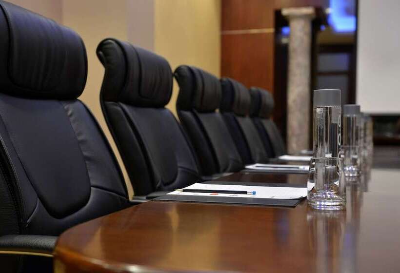 The Diplomat Radisson Blu Hotel Residence & Spa