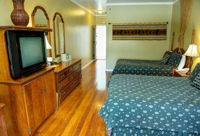 בית מלון כפרי The Great House Inn