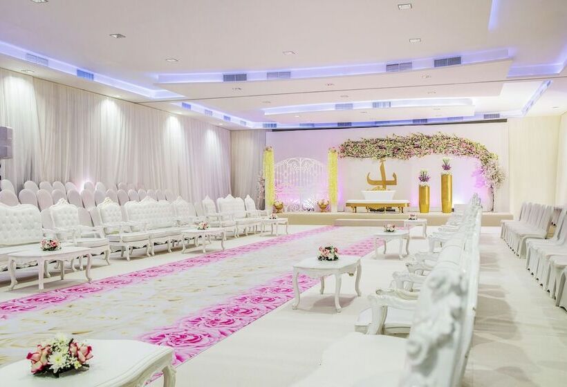 The Palms Beach Hotel And Spa