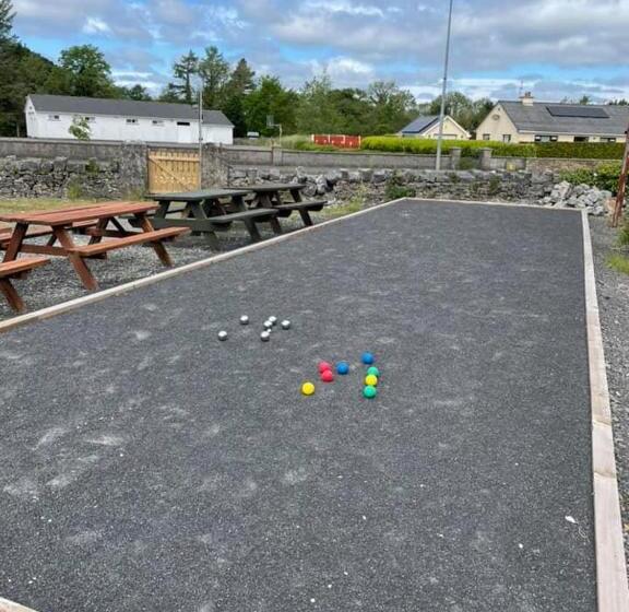 בית מלון כפרי The Yeats County Inn