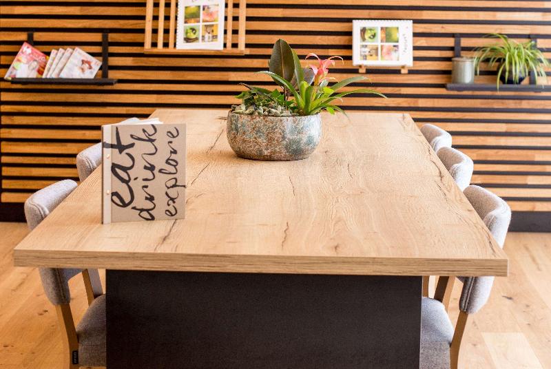 هتل Vienna House Easy By Wyndham Bucharest Airport