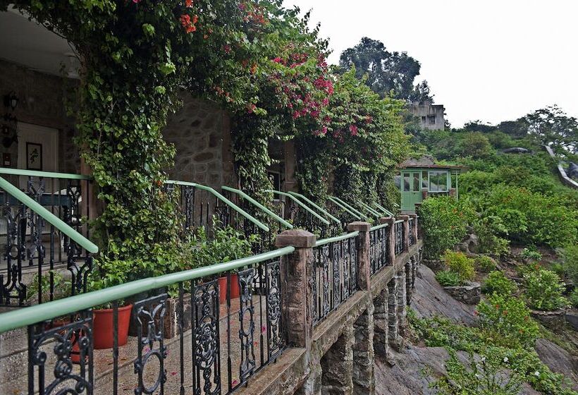 호텔 Welcomheritage Connaught House