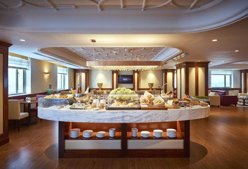 هتل Windsor Plaza