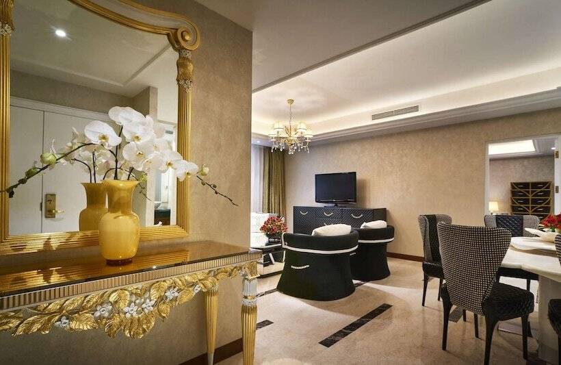 هتل Windsor Plaza