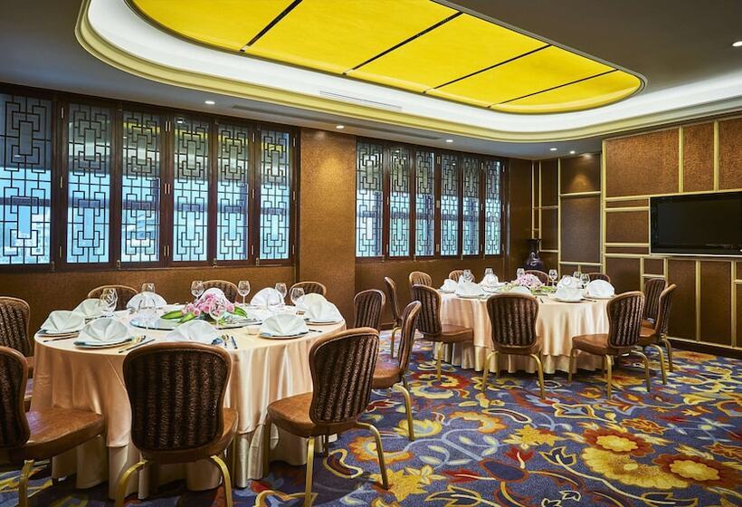 هتل Windsor Plaza