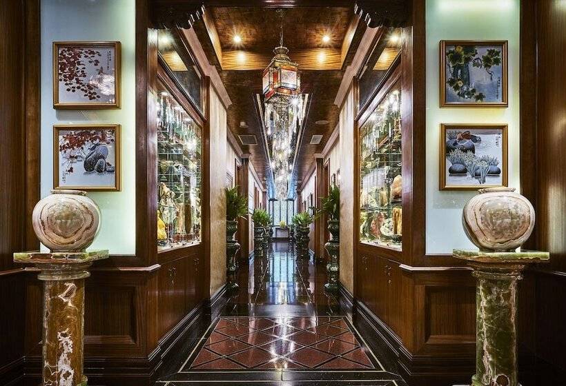 هتل Windsor Plaza