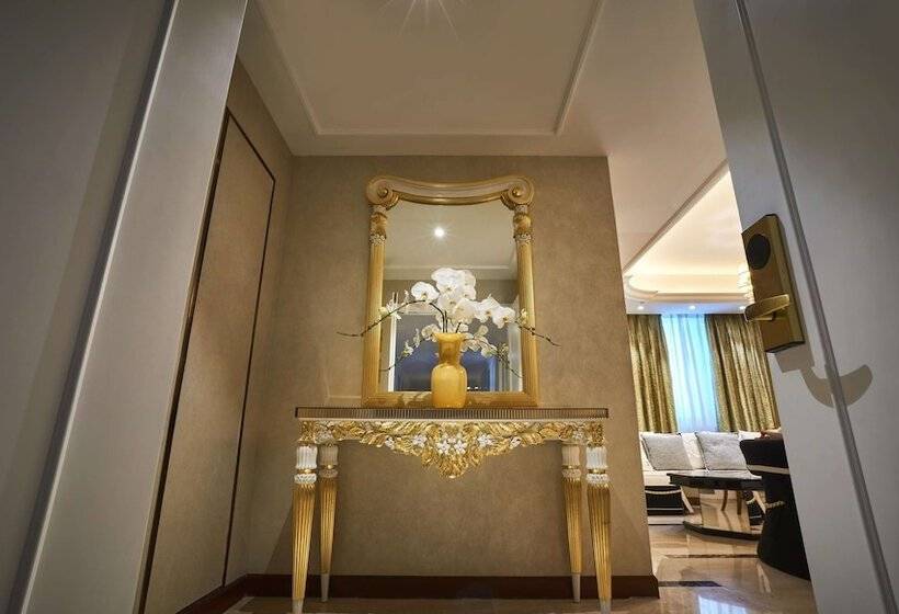 هتل Windsor Plaza