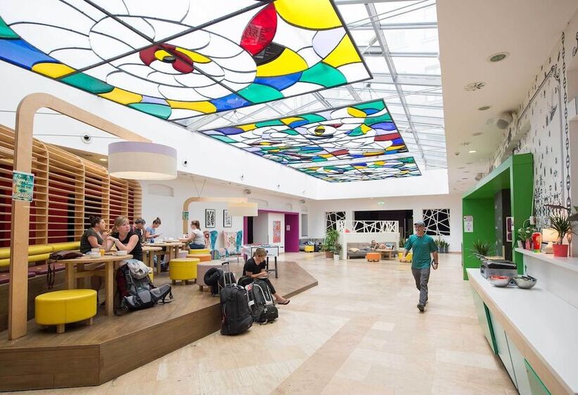 בית מלון כפרי Wombat S City Hostel Budapest