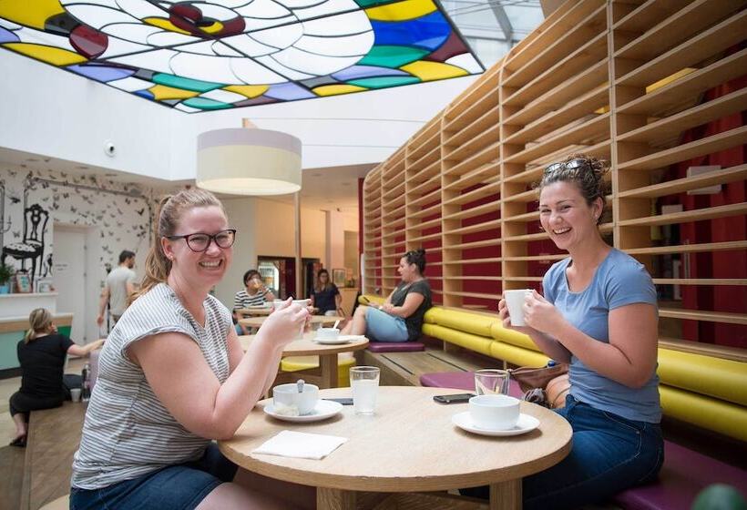 בית מלון כפרי Wombat S City Hostel Budapest