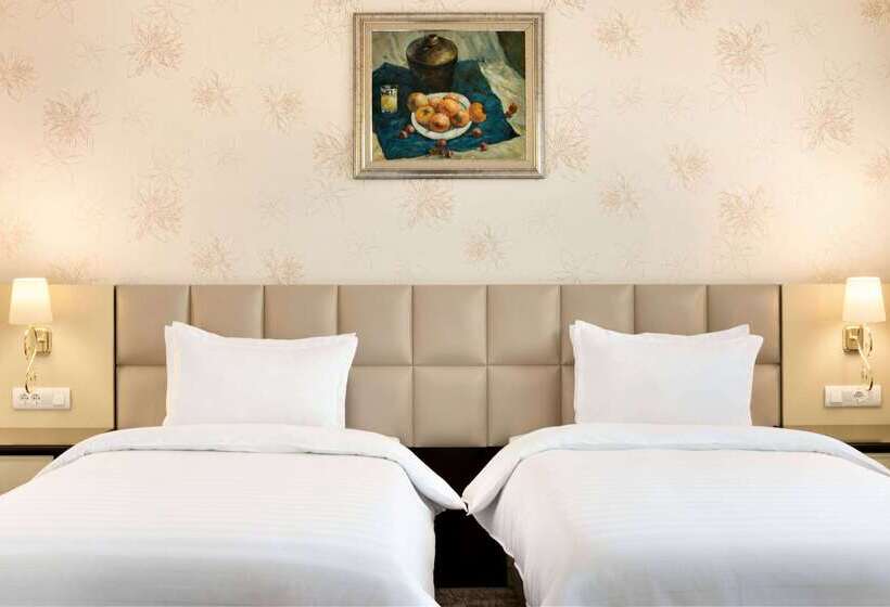 هتل Wyndham Tashkent