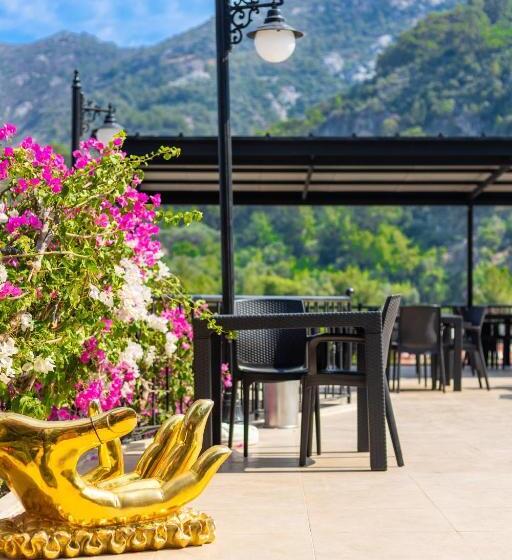 Leslion Hotel Turunc