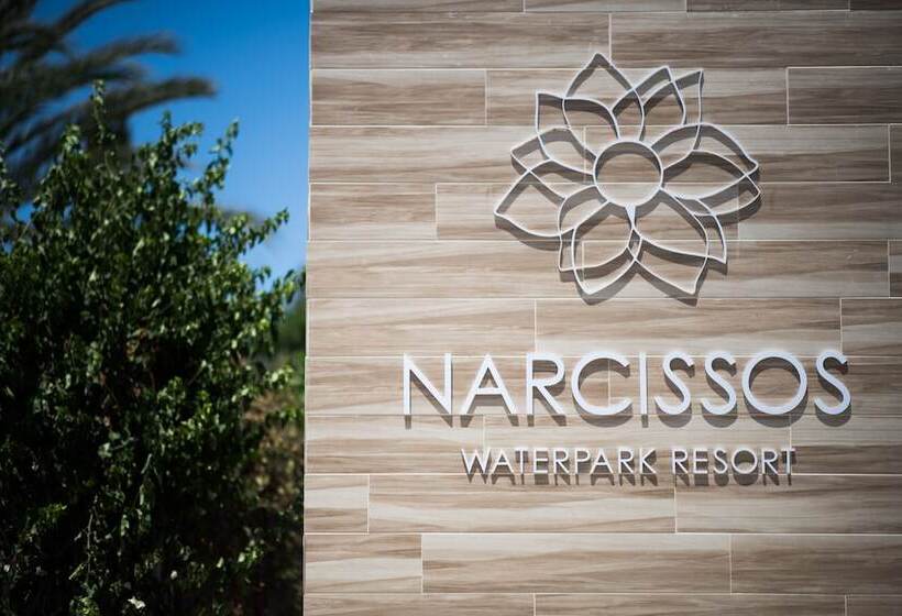 Narcissos Waterpark Resort
