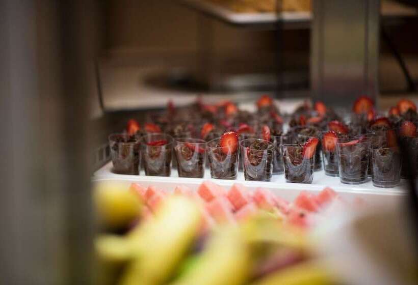 Narcissos Waterpark Resort