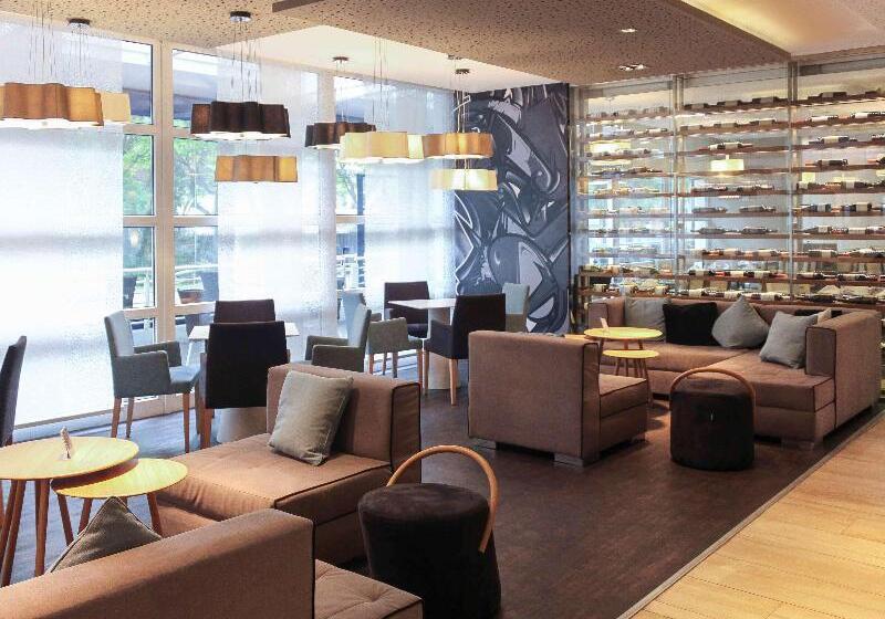 Novotel Santiago Vitacura