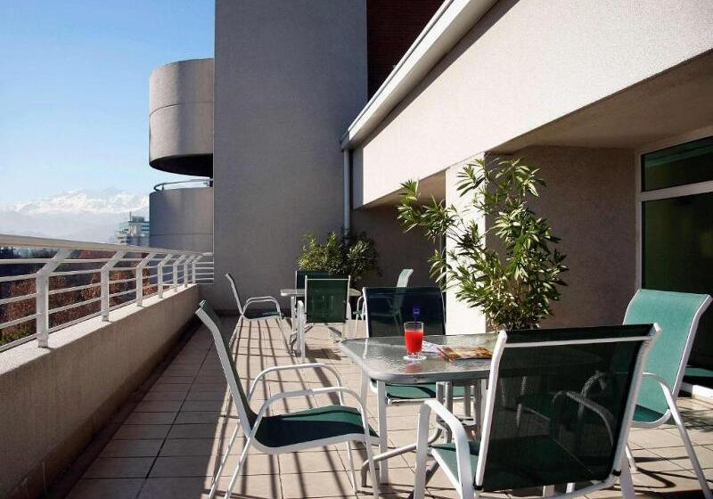 Novotel Santiago Vitacura