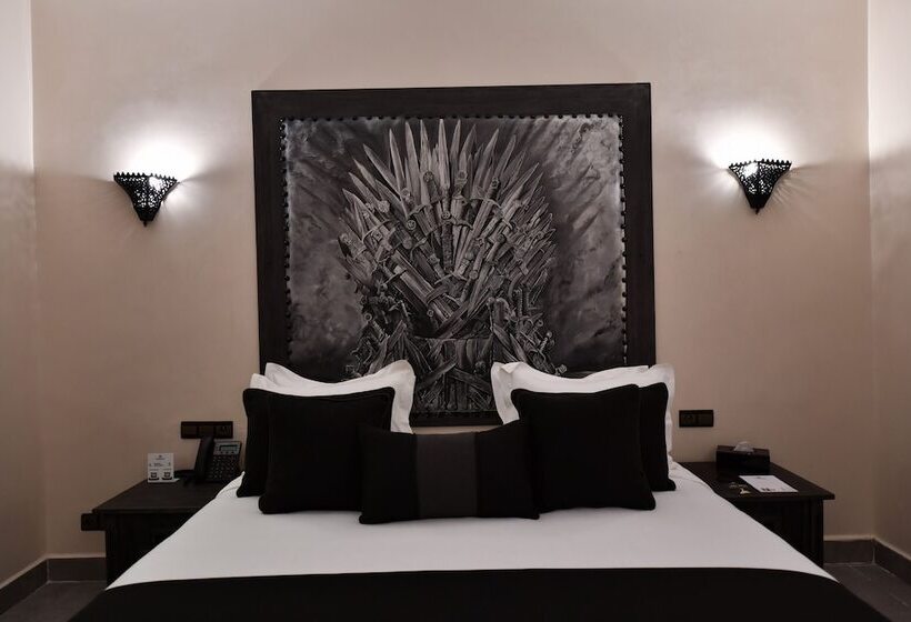 Oscar Hotel by Atlas Studios