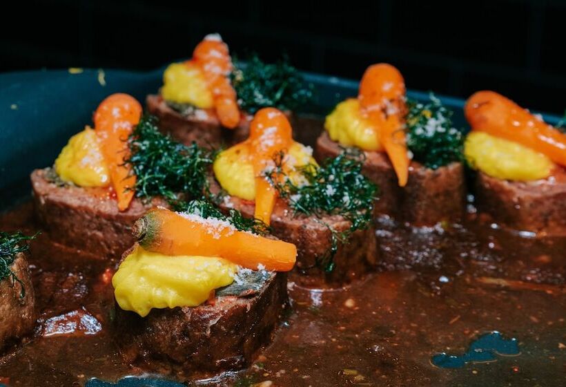 The Palace Hotel, Sunny Day