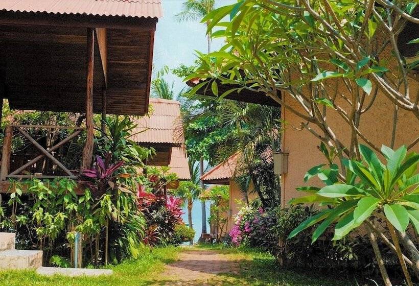 هتل Bangrak Pier Bungalow