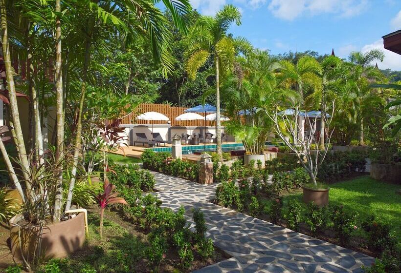 Отель Chanapha Residence