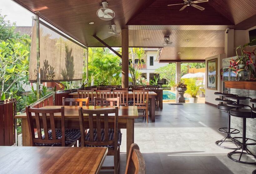 Отель Chanapha Residence