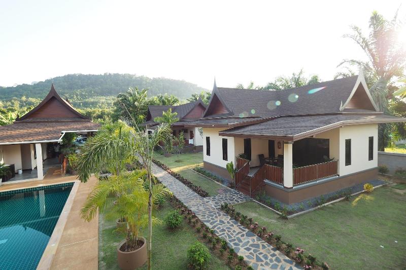 Отель Chanapha Residence