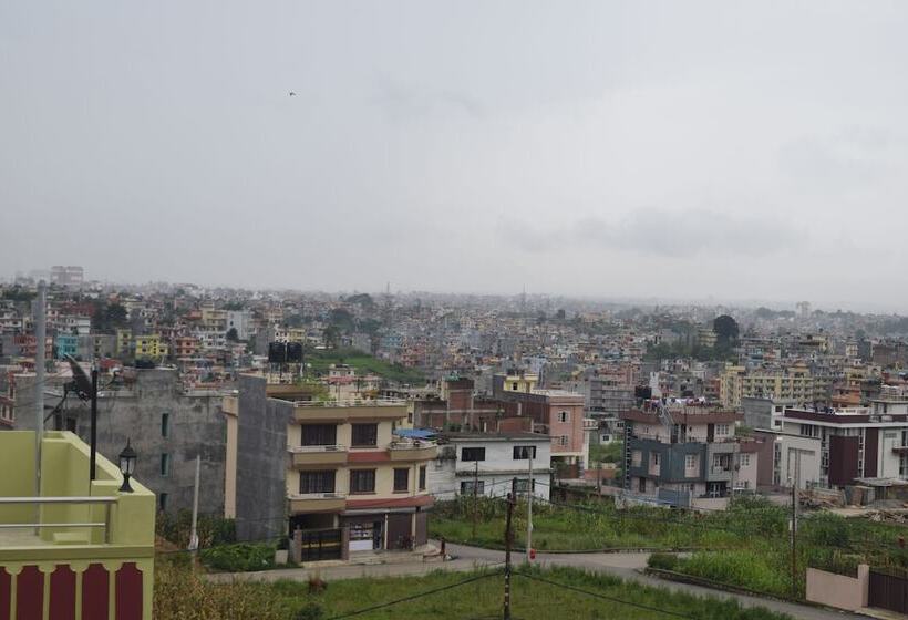 هتل Manaslu Homestay