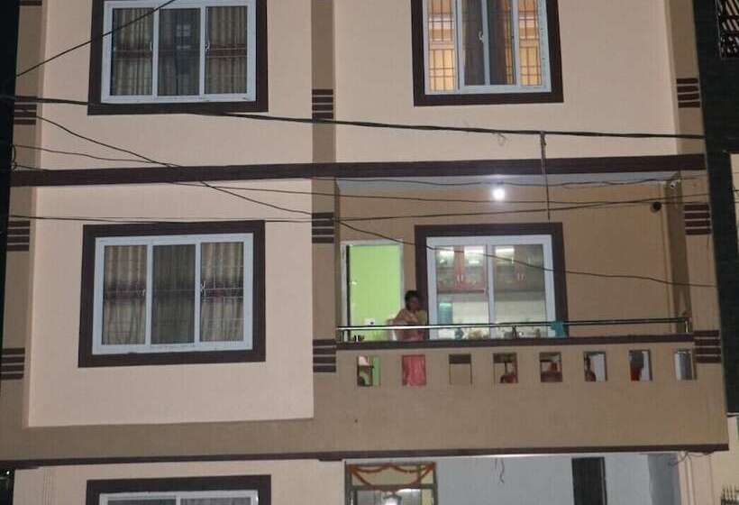 هتل Manaslu Homestay