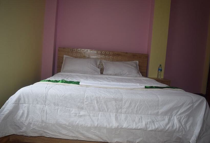 هتل Manaslu Homestay