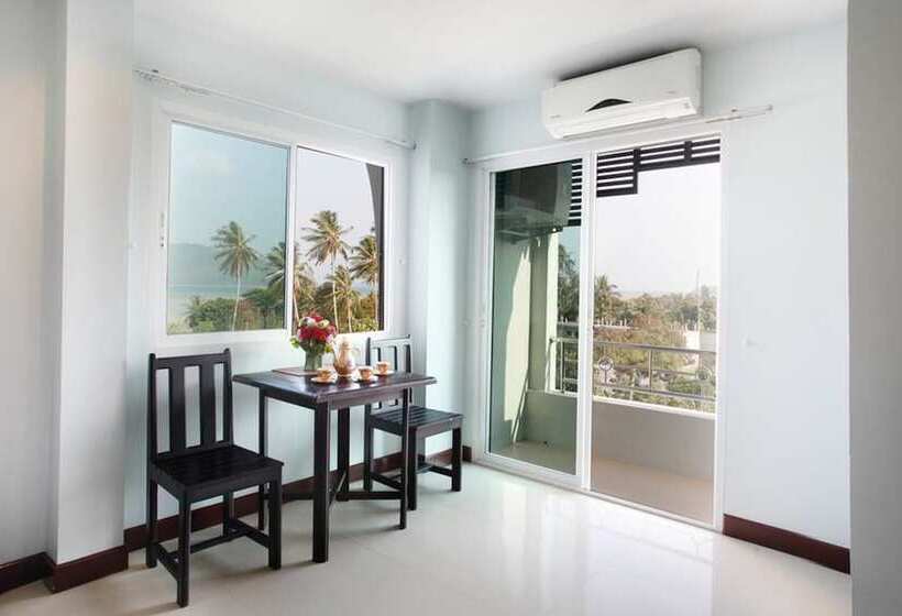 Hotel Raya Rawai Place