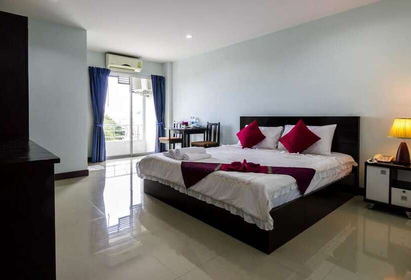 Hotel Raya Rawai Place