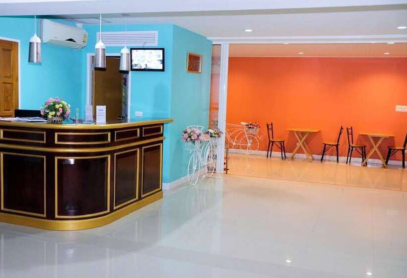 Hotel Raya Rawai Place