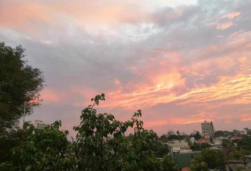 فندق Sithila Villa