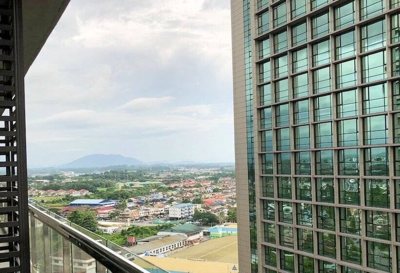 Luco Apartments At Imperial Suites