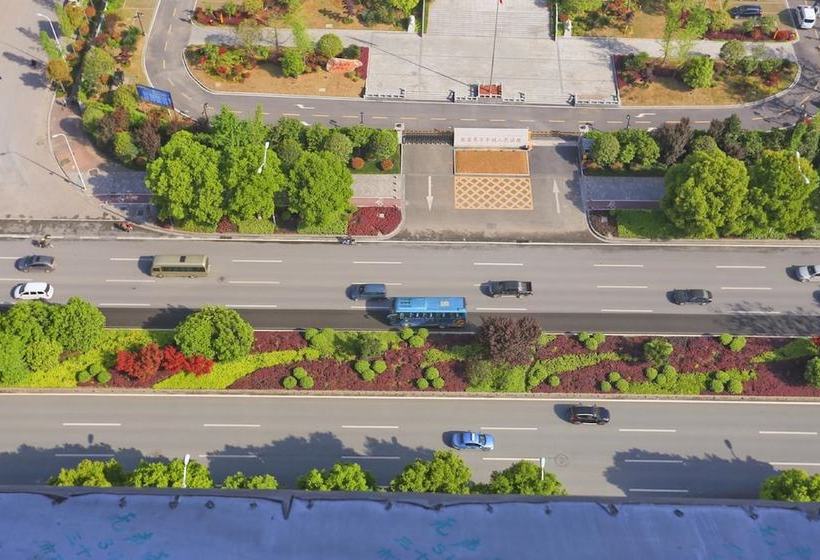 Summer Time Homestay Buxingjie