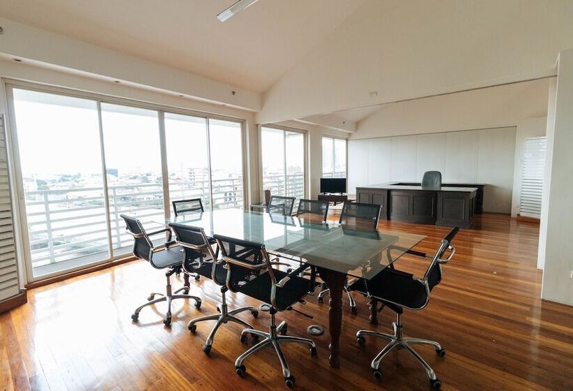 هتل Reddoorz Near Osmena Highway 1