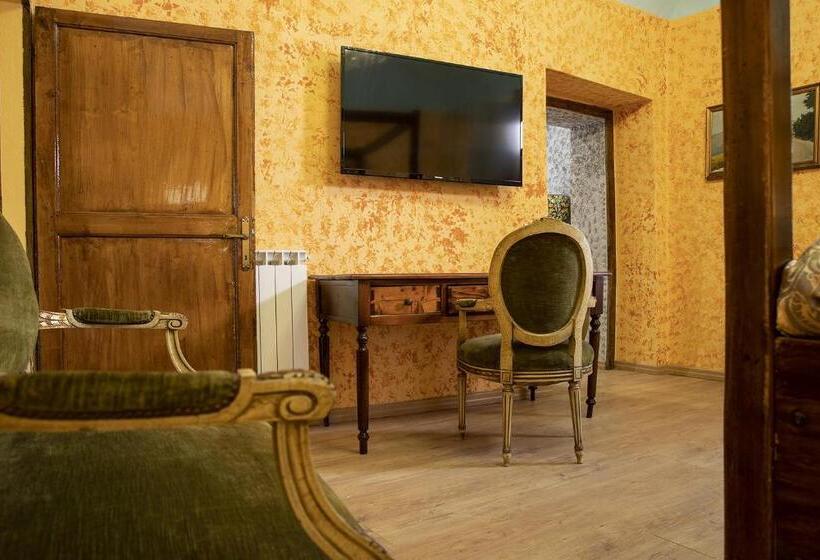 مبيت وإفطار La Togata Hotellerie De Charme   Relais Il Pozzo