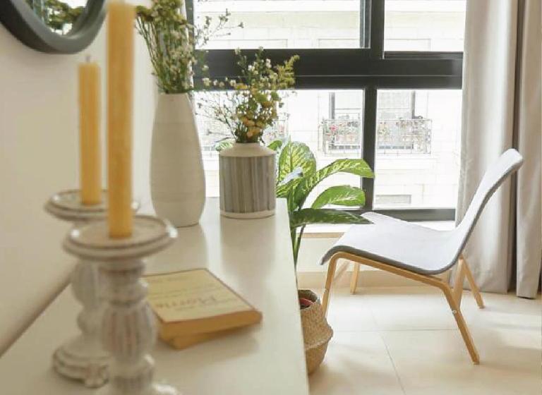 تختخواب و صبحانه Nu Fifty Two