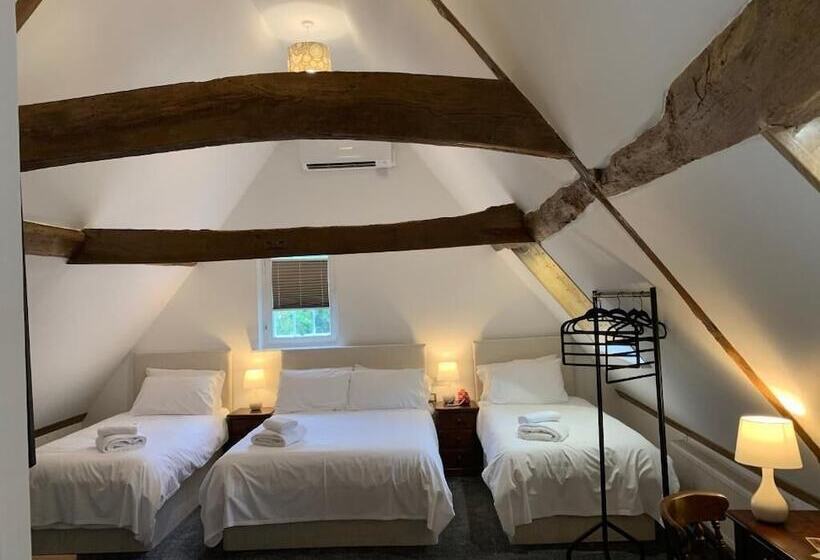 민박 The Maidens Chambers