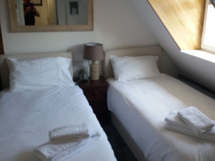 민박 The Maidens Chambers