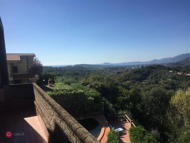 مبيت وإفطار Villa Cipriano