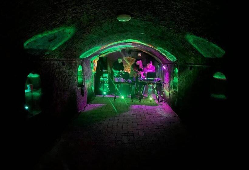 مبيت وإفطار Zöld Sziget Wellness