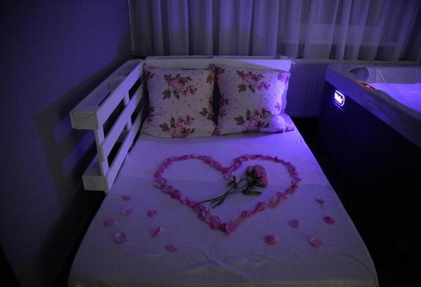 مبيت وإفطار Zöld Sziget Wellness