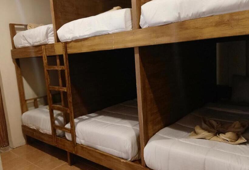 Happy Penida Hostel 2