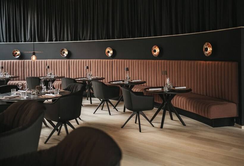 ホテル Amrai Suites