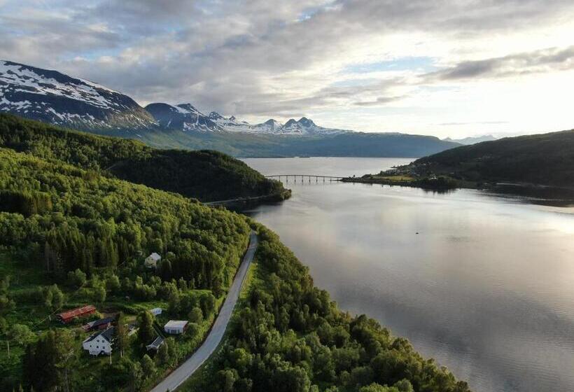 בית מלון כפרי Arctic Inn