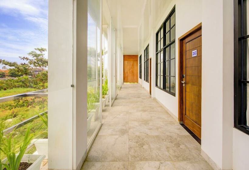 Capital O 3840 Java Hotel & Resto