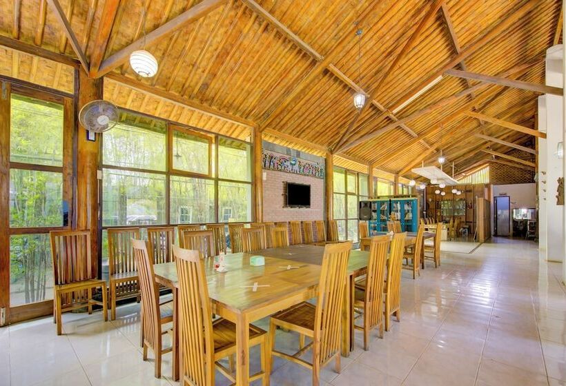 Capital O 3840 Java Hotel & Resto